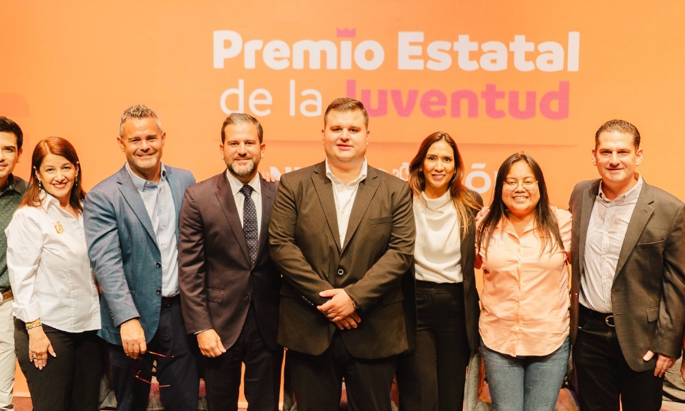 Asiste Luis Cavazos a Premio Estatal de la Juventud 2025